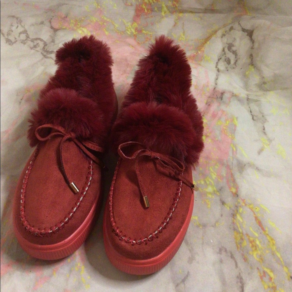 - Women Snow Faux Fur Platform Slip-on Loafer Boots